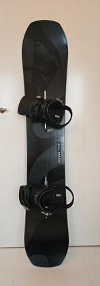 Burton Hometown Hero snowboard + Burton Cartel bindingen, Ophalen of Verzenden, Zo goed als nieuw, Bindingen
