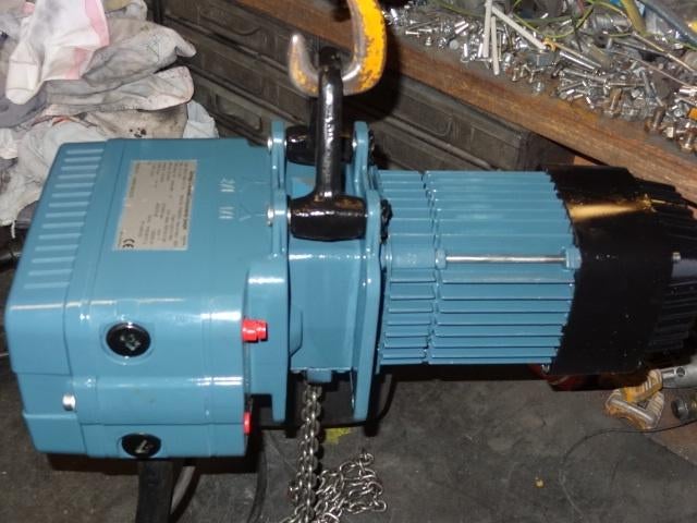 DEMAG ketting takel kraannr. 66, Doe-het-zelf en Verbouw, Ophalen, Zo goed als nieuw, Elektrisch