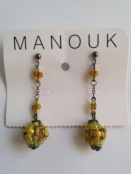 Manouk gele en groene kraaltjes steker oorbellen, Sieraden, Tassen en Uiterlijk, Oorbellen, Nieuw, Knopjes of Stekers, Overige materialen