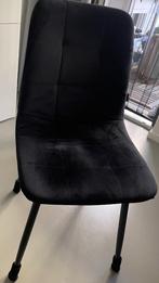 Zwarte velvetachtige eetkamerstoelen (4x), Ophalen, Zwart, Zo goed als nieuw, Vier