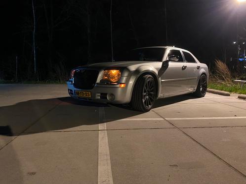 Chrysler 300C 3.5 I V6 AUT 2005 Grijs, Auto's, Chrysler, Particulier, 300C, ABS, Airbags, Airconditioning, Alarm, Bluetooth, Boordcomputer