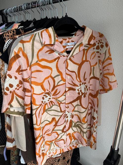 Zara zomerse katoenen blouse met bloemen patroon, Kleding | Dames, Blouses en Tunieken, Zo goed als nieuw, Maat 38/40 (M), Beige