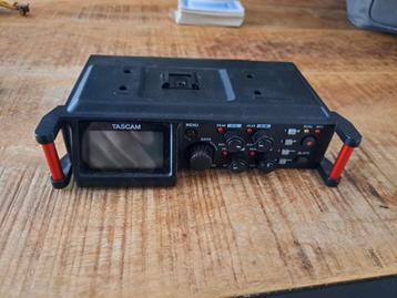 Tascam DR70D Audio Recorder - 4 XLR inputs beschikbaar voor biedingen