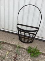 Oude, Ijzeren Bloemen hanger, Ophalen of Verzenden, Zo goed als nieuw