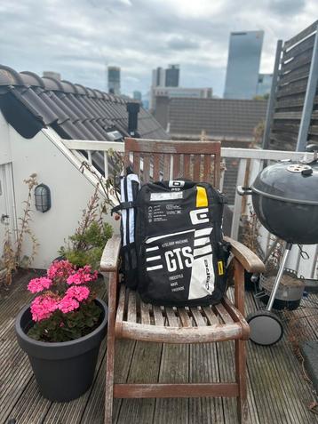 Core kite 9M GTS5 (2019) + Sensor 2s bar beschikbaar voor biedingen