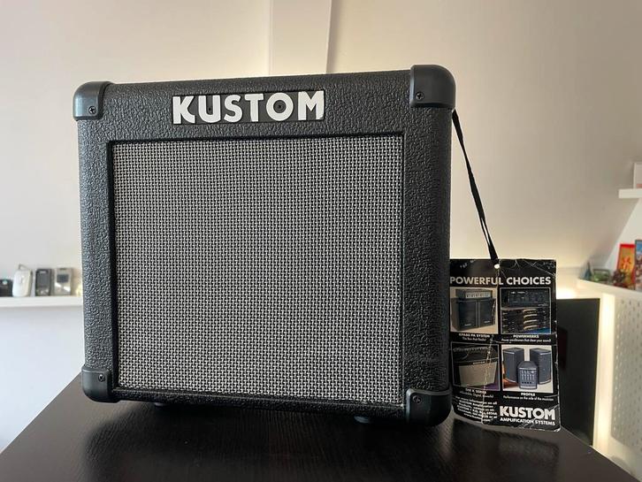 Kustom KGA10 Gitaarversterker, Muziek en Instrumenten, Versterkers | Bas en Gitaar, Zo goed als nieuw, Gitaar, Minder dan 50 watt