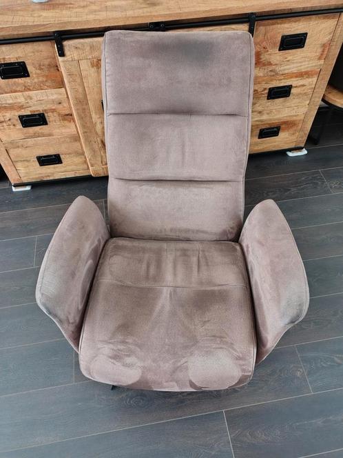 Fauteuil., Huis en Inrichting, Fauteuils, Zo goed als nieuw, Metaal, Stof, 50 tot 75 cm, Minder dan 75 cm, Ophalen
