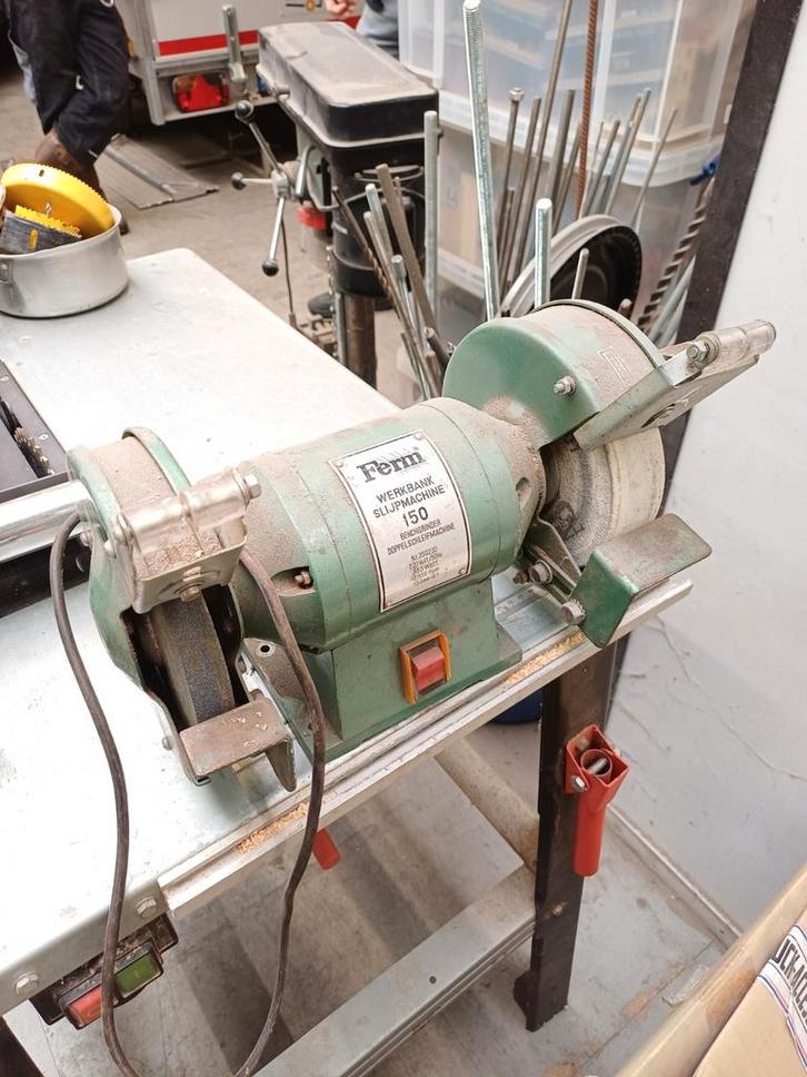 Werkbankslijpmachine - Ferm 150, Doe-het-zelf en Verbouw, Gereedschap | Slijpmachines, Gebruikt, Werkbankslijpmachine, Minder dan 700 watt