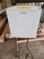 Camping koelkast gas / elektra 220 v, Ophalen, Gebruikt, Minder dan 75 liter, 45 tot 60 cm