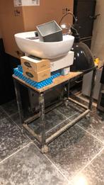 Badkamer wastafel met kraan, Huis en Inrichting, Ophalen of Verzenden, Zo goed als nieuw, Wit