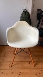 Vitra DAW chair, Huis en Inrichting, Ophalen, Gebruikt