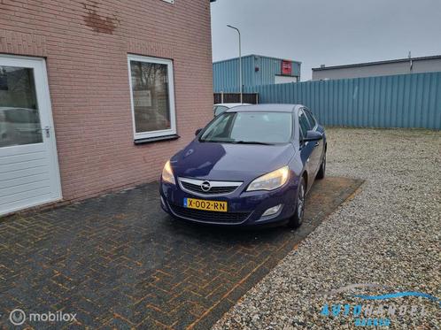 Opel Astra 1.4 Selection airco sportvelgen, Auto's, Opel, Bedrijf, Te koop, Astra, ABS, Airbags, Airconditioning, Alarm, Elektrische buitenspiegels