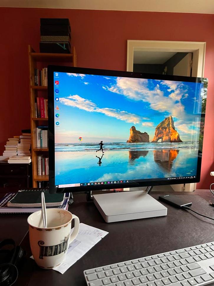 Microsoft Surface Studio Exclusieve Versie - 5TB, 32GB, Computers en Software, Monitoren, DisplayPort, Touchscreen, Ultra HD (4K)
