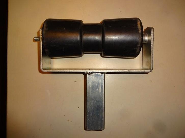 Nieuwe kielrol set op steun/poot, bootrol, trailerrol, Watersport en Boten, Accessoires en Onderhoud, Nieuw, Overige typen, Ophalen