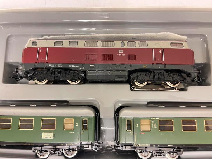 ** NIEUW ** Märklin 2864 ** Dieselloc met 5 RIJTUIGEN **, Hobby en Vrije tijd, Modeltreinen | H0, Nieuw, Treinset, Wisselstroom