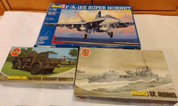 Revell F-A-18E Super Hornet 04298 Airfix ST AlbansBedford MK, Hobby en Vrije tijd, Modelbouw | Vliegtuigen en Helikopters, Zo goed als nieuw