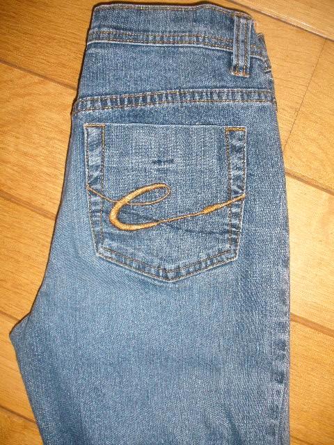 EDC by ESPRIT spijkerbroek blauw maat 34, Kleding | Dames, Spijkerbroeken en Jeans, Zo goed als nieuw, W27 (confectie 34) of kleiner