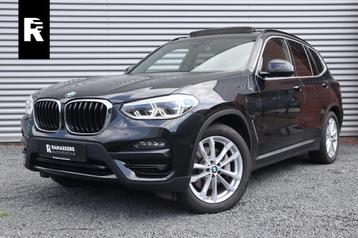 BMW X3 xDrive30e Pano / Trekhaak / 19inch / Camera / LED beschikbaar voor biedingen