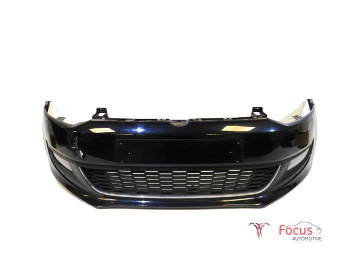 Voorbumper van een Volkswagen Polo (LC9X), Auto-onderdelen, Carrosserie en Plaatwerk, Bumper, Volkswagen, Gebruikt, 6 maanden garantie