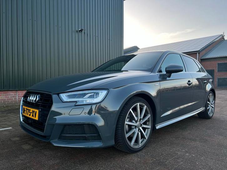 Audi A3 1.5 Tfsi 150pk CoD Ultra S Tronic 2018 Grijs, Auto's, Audi, Particulier, A3, ABS, Achteruitrijcamera, Adaptieve lichten