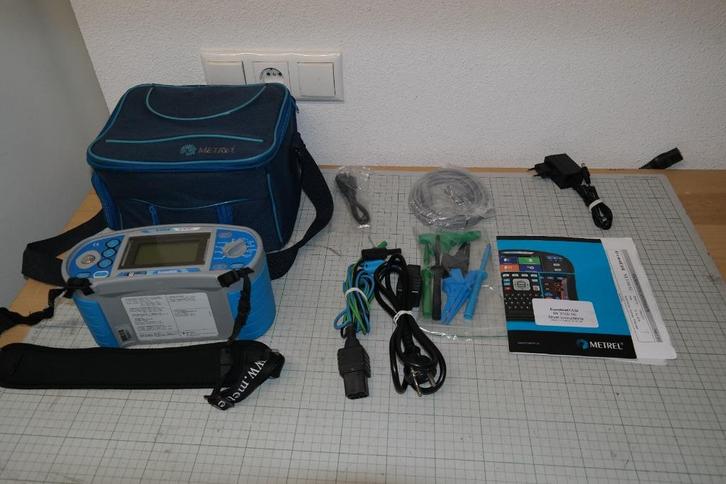 Metrel MI 3100SE installatie tester installatietester, Doe-het-zelf en Verbouw, Meetapparatuur, Gebruikt, Multimeter, Ophalen of Verzenden