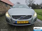 Volvo S60 1.6 T3 Momentum | Xenon | Camera | Trekhaak, Voorwielaandrijving, 4 cilinders, 150 pk, Bluetooth