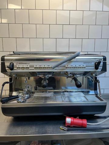 Nuova Simonelli Appia Life 2 Group espressomachine beschikbaar voor biedingen