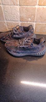 Yeesy  350 v2, Overige kleuren, Ophalen of Verzenden, Zo goed als nieuw, Yeezy Boost 350 V2