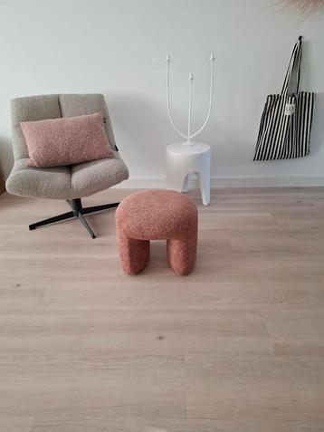 Terracotta Hocker By-Boo beschikbaar voor biedingen