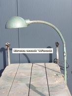 Vintage groene oude tafellamp / klemspot / bureaulamp, Huis en Inrichting, Lampen | Tafellampen, Ophalen of Verzenden, Gebruikt