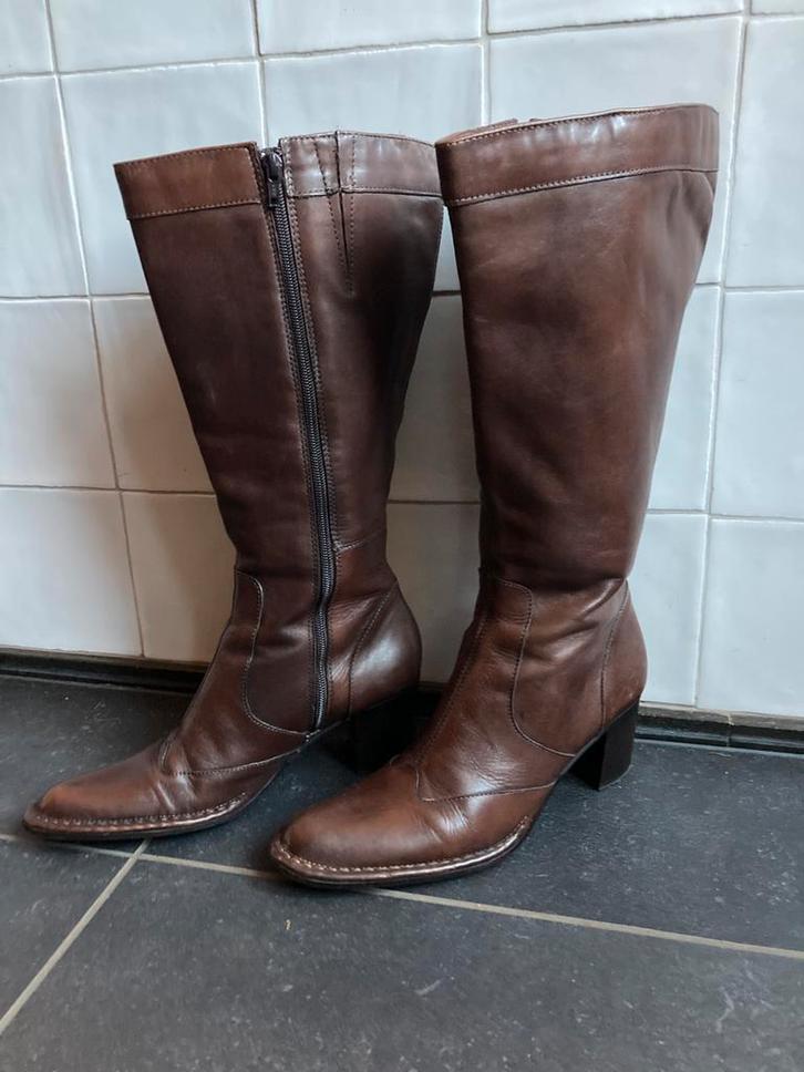 Laarzen antiekbruin brede schacht voor dikkere kuit, Kleding | Dames, Schoenen, Zo goed als nieuw, Hoge laarzen, Overige kleuren