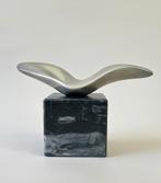 Aluminium sculptuur ‘Glossy Widow’ – Eddy Stikkelorum, Ophalen of Verzenden