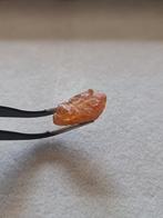 Clinohumiet Zeldzaam 4, Verzamelen, Ophalen of Verzenden, Mineraal