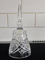 kristallen tafelbel, Ophalen