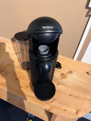 Nespresso Vertuo Plus met Cuphouder beschikbaar voor biedingen