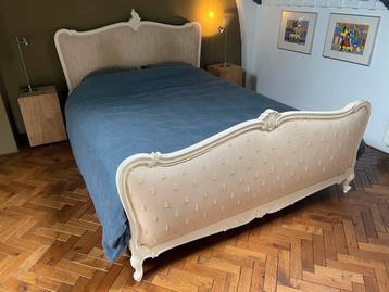 Antiek houten tweepersoonsbed Louis xv beschikbaar voor biedingen