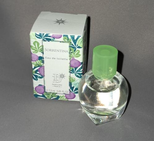 Volle parfum mini Sorrentina + Doosje, Verzamelen, Parfumverzamelingen, Zo goed als nieuw, Miniatuur, Gevuld, Ophalen of Verzenden