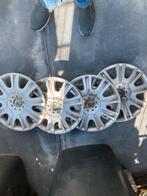 Skoda Wieldoppen 15 inch - Set van 4, Auto diversen, Wieldoppen, Ophalen of Verzenden, Gebruikt