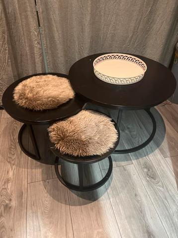 Set van 3 ronde bijzettafels beschikbaar voor biedingen