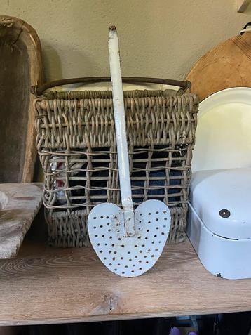 Antieke Emaille Spaan Hartvorm - 50cm Lengte beschikbaar voor biedingen