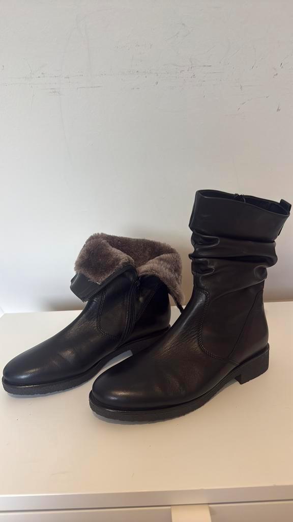 Geox leren laarzen bont faux fur 40 nieuw, Kleding | Dames, Schoenen, Zo goed als nieuw, Hoge laarzen, Zwart, Ophalen of Verzenden