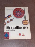 Emailleren als hobby, Boeken, Ophalen of Verzenden, Gelezen