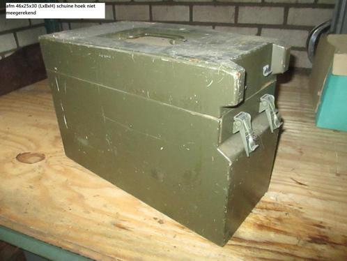 Kist tbv opbergen HV apparatuur ex nl leger., Verzamelen, Militaria | Algemeen, Landmacht, Kist of Geocache, Nederland, Ophalen