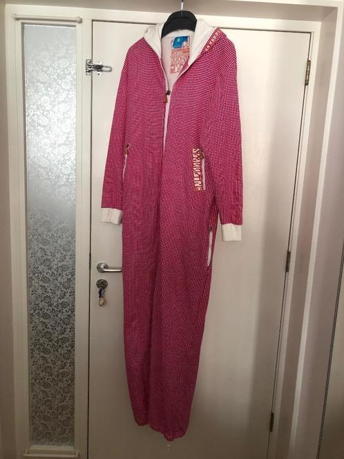 House of Hygge Hyggelig jumpsuit onesie ruit roze unisex, Kleding | Dames, Jumpsuits, Zo goed als nieuw, Maat 38/40 (M), Roze