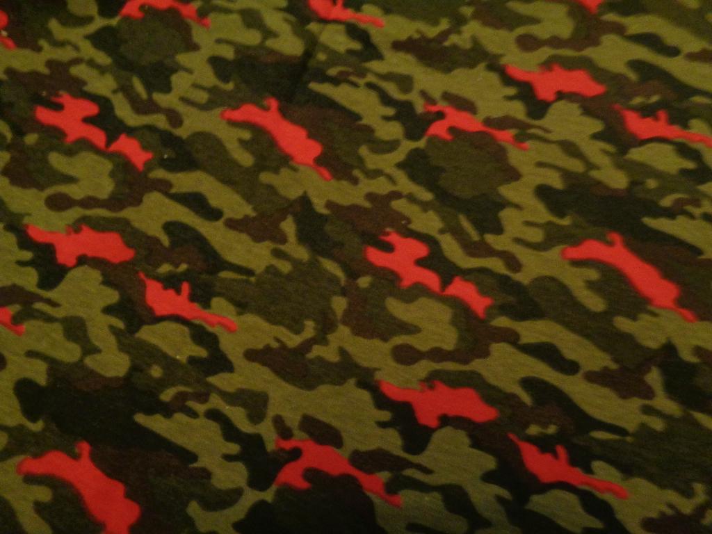 camouflage tricot 150 cm bij 100 cm, Hobby en Vrije tijd, Stoffen en Lappen, Overige materialen, Beige, Nieuw, Ophalen of Verzenden