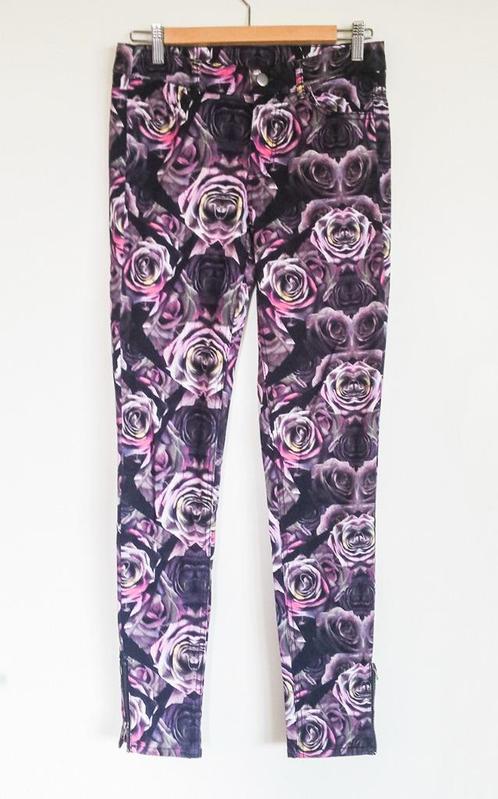H&M broek zwart roze bloemen rits skinny maat M 38 nieuw, Kleding | Dames, Spijkerbroeken en Jeans, Nieuw, W30 - W32 (confectie 38/40)