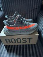 YEEZY BOOST 350 V2 Beluga Reflective maat 45 1/3, Kleding | Heren, Schoenen, Overige kleuren, Ophalen of Verzenden, Adidas, Sneakers of Gympen