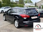 Ford Focus 1.0 Titanium Edition vol opties LED NAVI LMV, Auto's, Gebruikt, Met garantie (alle), Zwart, Handgeschakeld