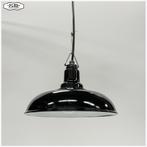 Nieuwe Zwart geëmailleerde hanglamp, met snoer, fitting +, Industrieel Bauhaus, Nieuw, Ophalen of Verzenden, Nb