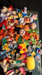 43 poppenkast/handpoppen., Ophalen